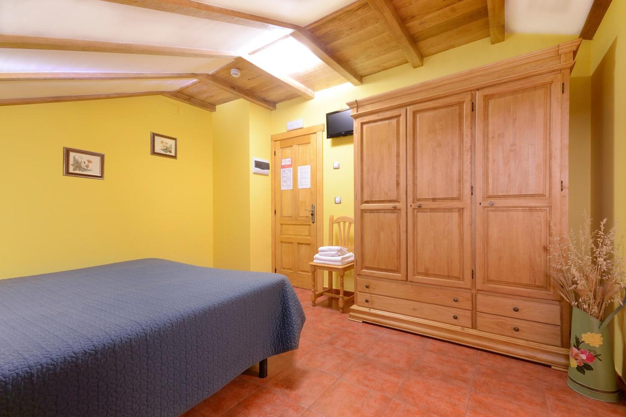 Posada Casa Rosalia กาสโตร-อูร์เดียเลส ภายนอก รูปภาพ