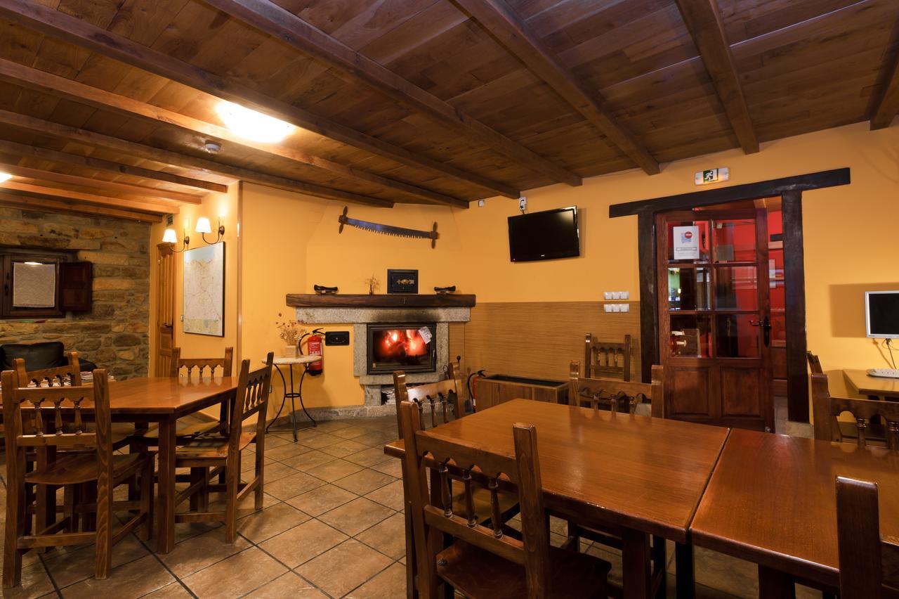 Posada Casa Rosalia กาสโตร-อูร์เดียเลส ภายนอก รูปภาพ